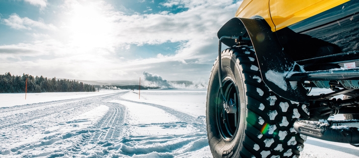 10 Reasons To Visit Yellowstone In Winter 21