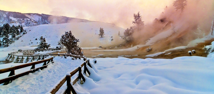 10 Reasons To Visit Yellowstone In Winter 1