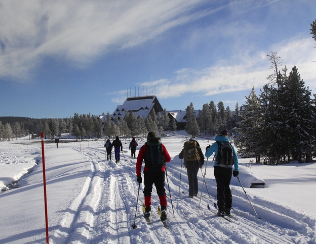 10 Reasons To Visit Yellowstone In Winter 4