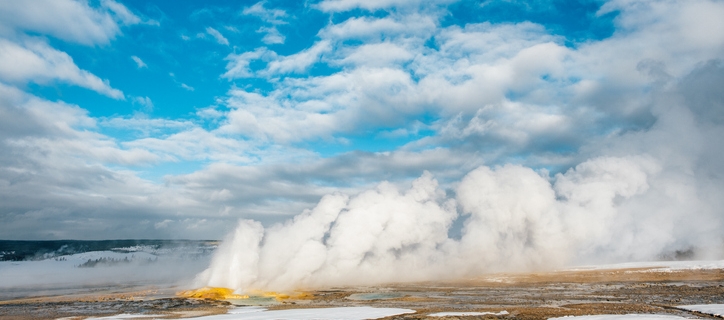 10 Reasons To Visit Yellowstone In Winter 6