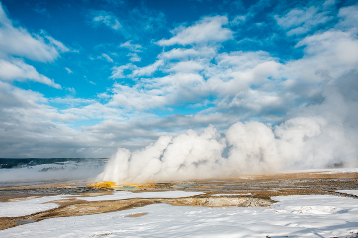 10 Reasons To Visit Yellowstone In Winter 6