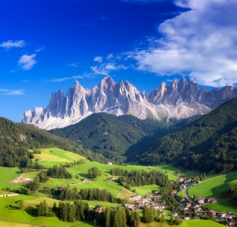 Italy, Dolomites, Val di Funes, Villnöss