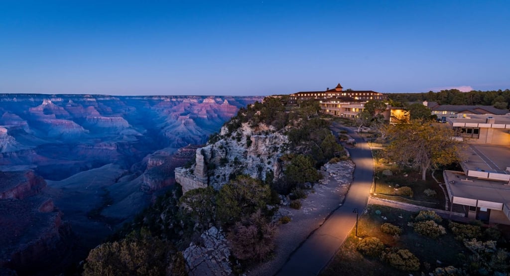 Insider’s Guide to Grand Canyon Lodges 9