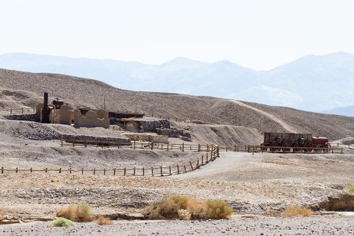 Harmony Borax Works, where borate-bearing muds were refined until 1888, Death Valley, CA, USA Twenty mule team wagon