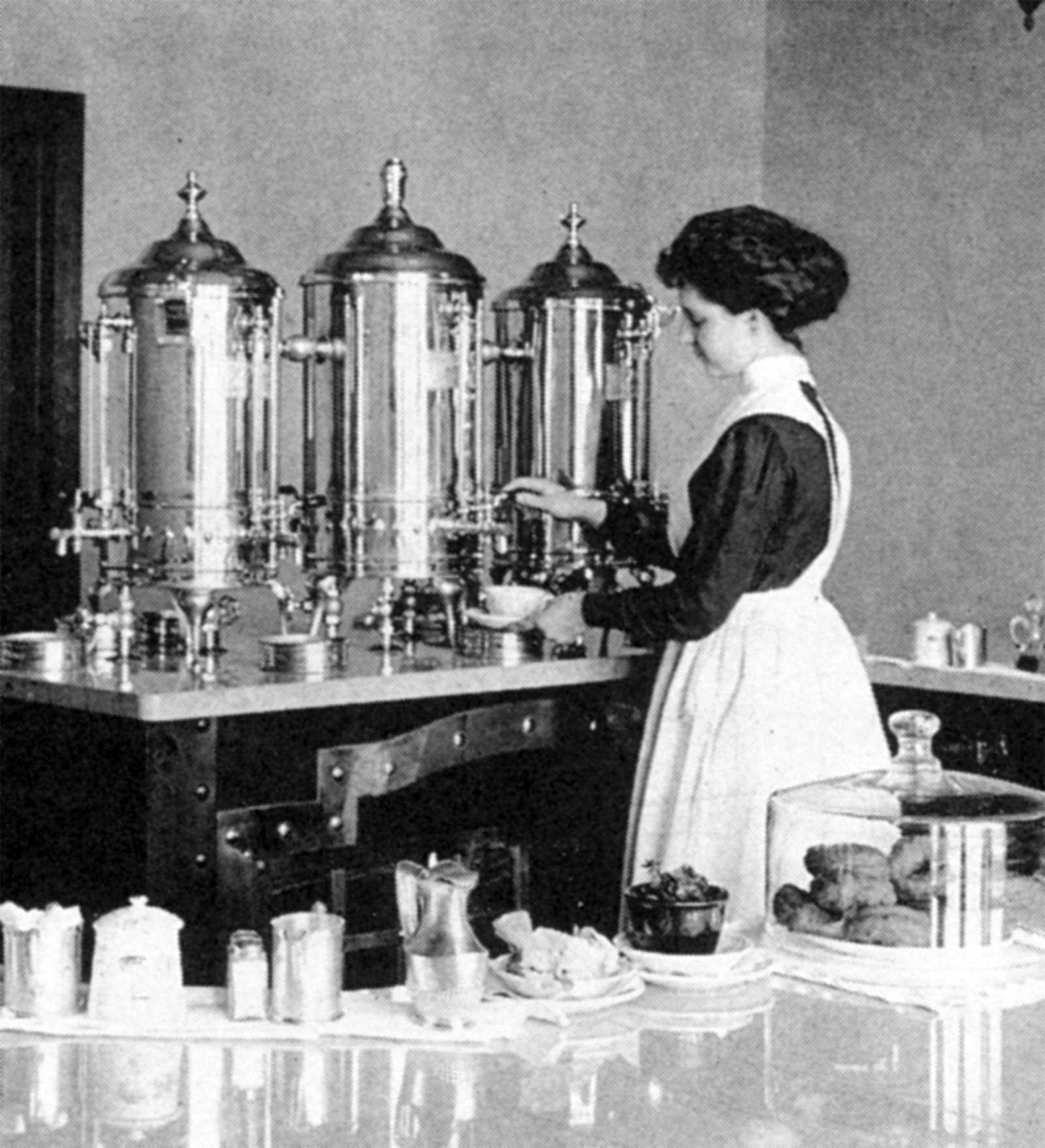 Who Were the Harvey Girls — And Why Do They Matter? Xanterra Travel