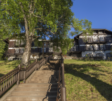 Lake McDonald Lodge