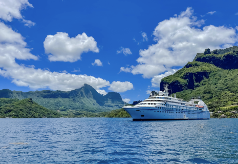 Bora Bora. Moorea. Tahiti. The Romance of the South Pacific is Calling. 9