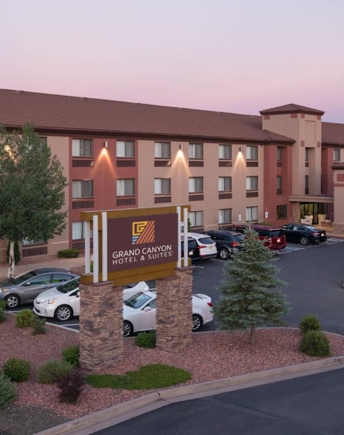 Grand Canyon Hotel & Suites