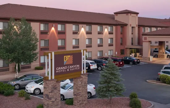 Grand Canyon Hotel & Suites