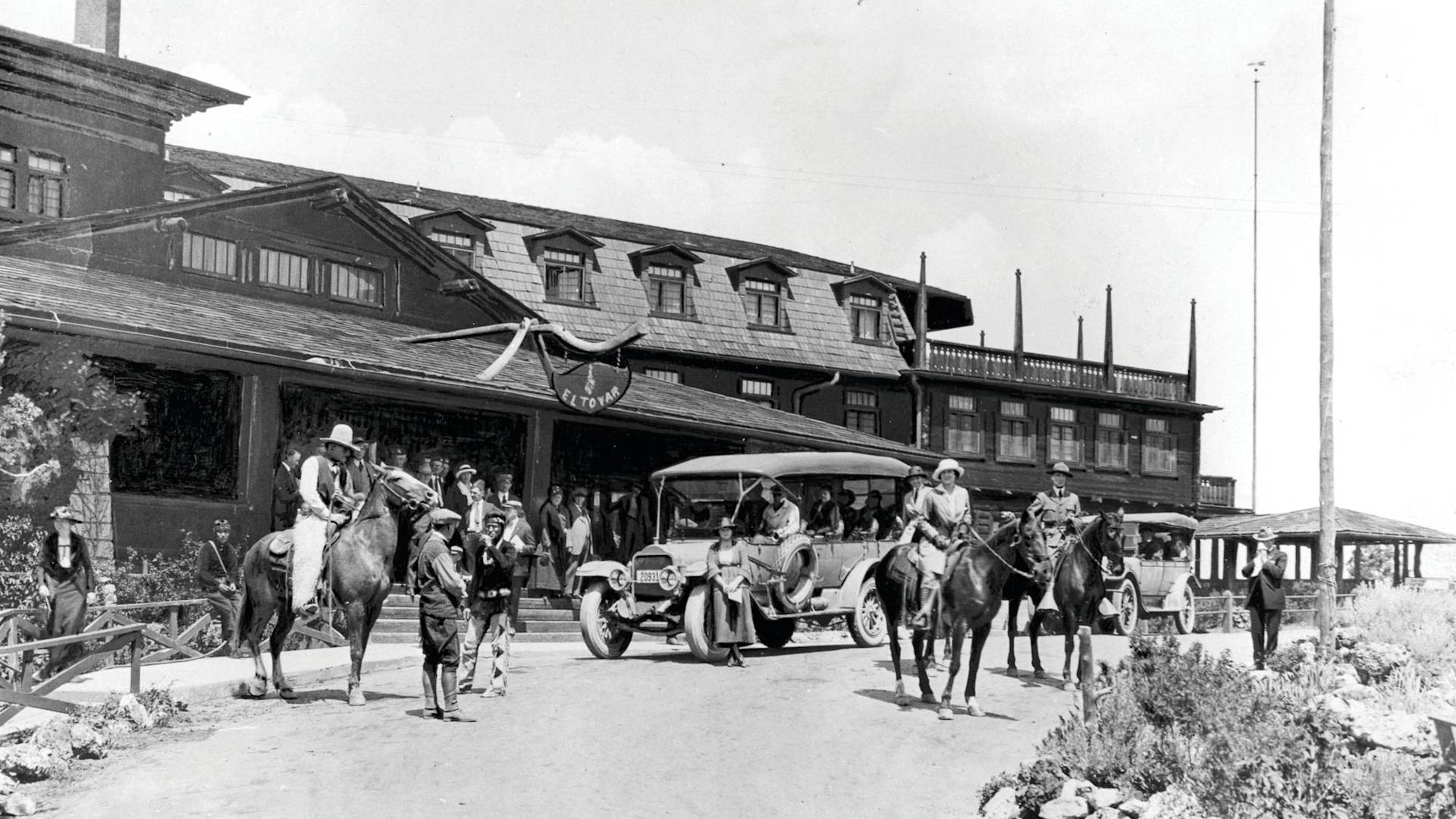 Historic El Tovar Hotel