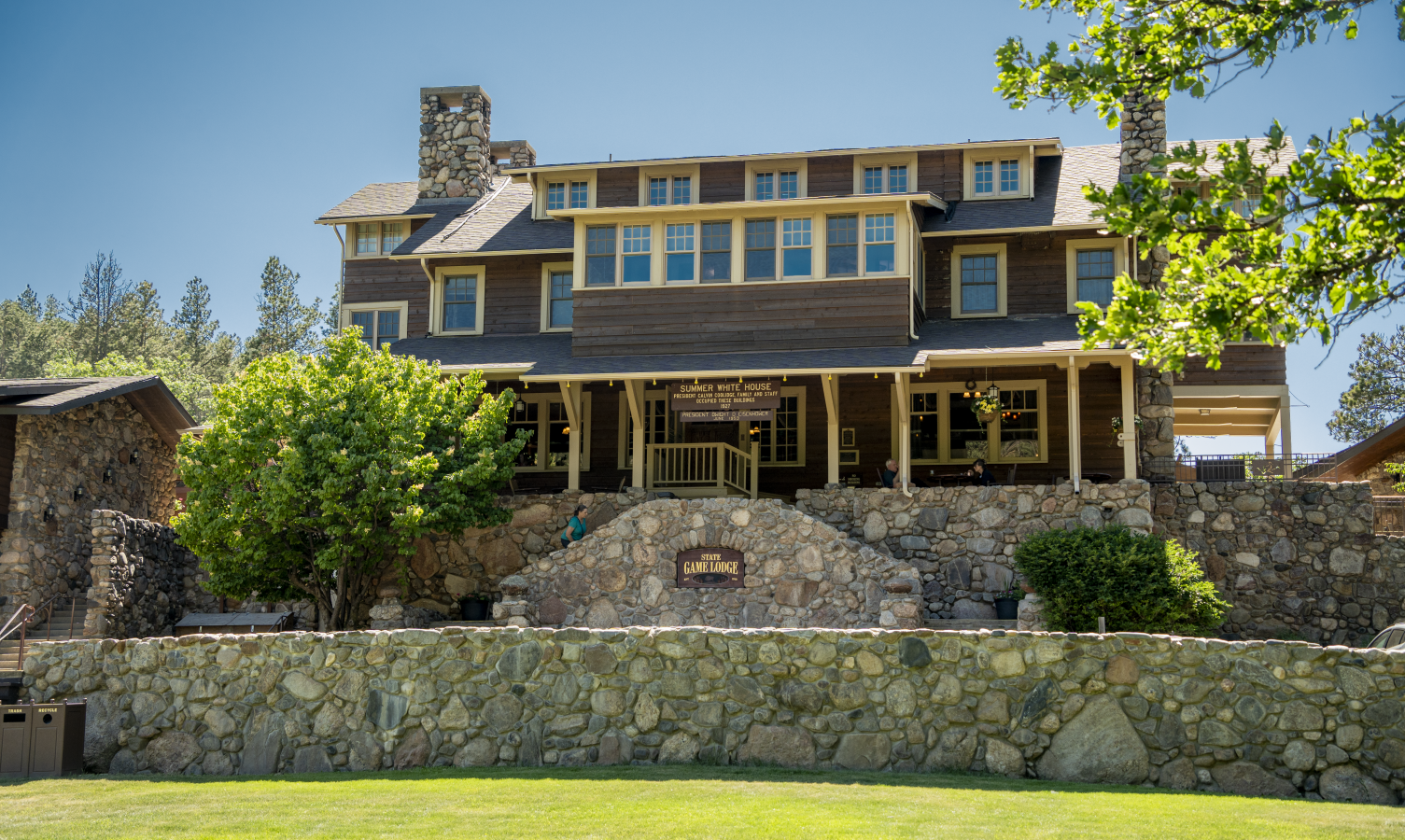 Custer Lodging